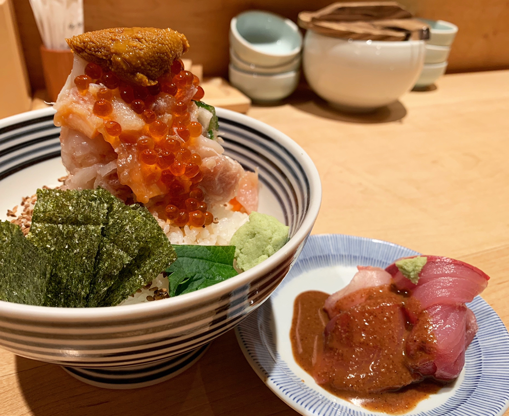 海鮮丼